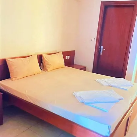 Savvidis Apartmanhotel *